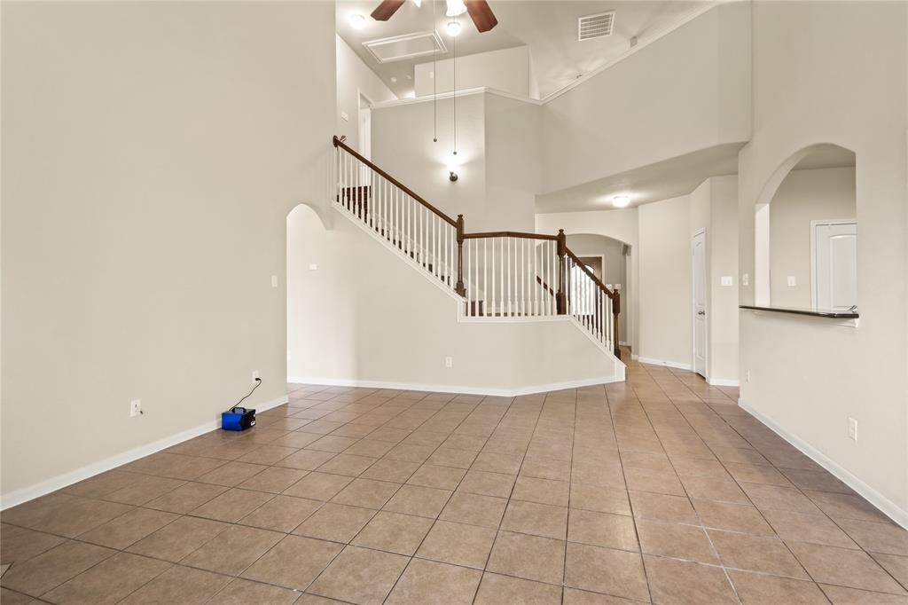 187 Black Swan Place
