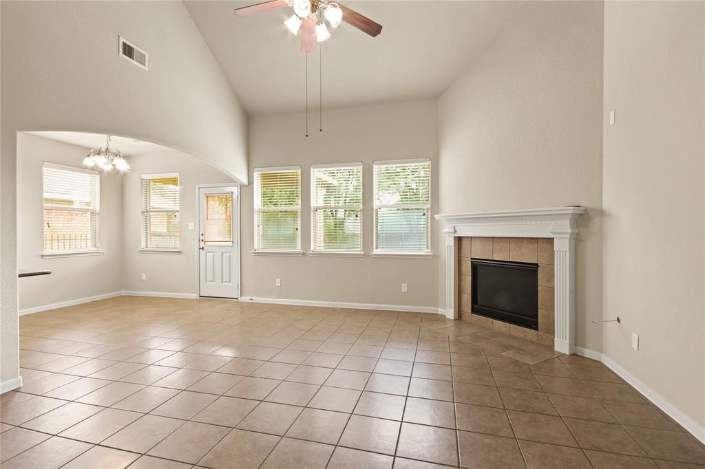 187 Black Swan Place