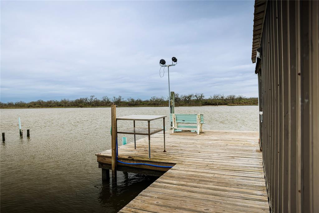 872 County Road 616, Sargent, Texas image 23