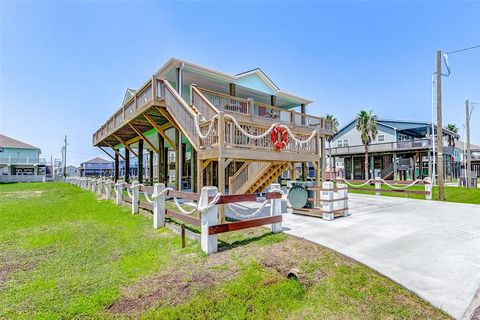 A home in Crystal Beach