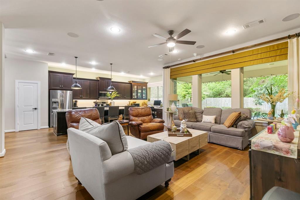 1130 Audrey Trail, Tomball, Texas image 13