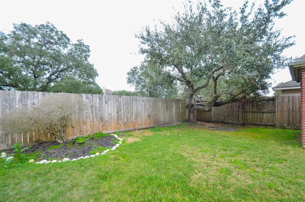 3120 West Oaks Boulevard, Pearland, Texas image 32