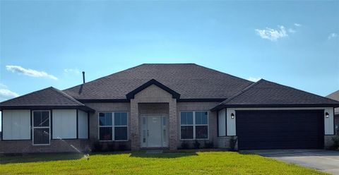 A home in Angleton