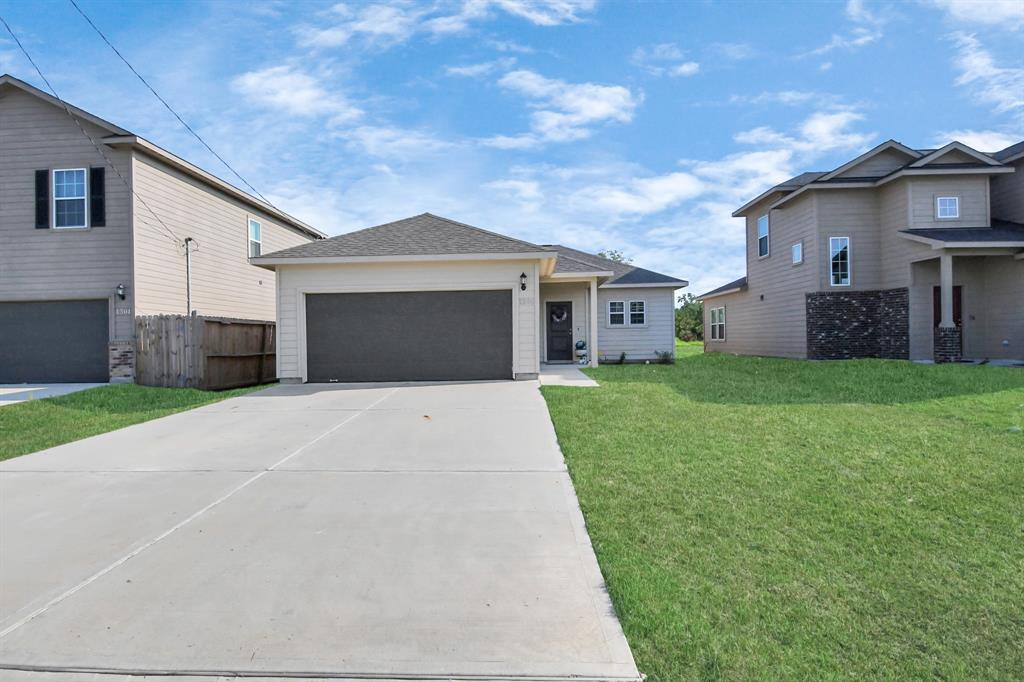 1294 Road 5102, Cleveland, Texas image 3