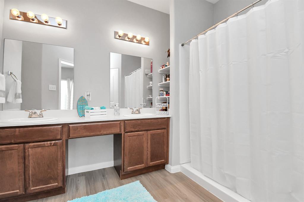 1294 Road 5102, Cleveland, Texas image 26