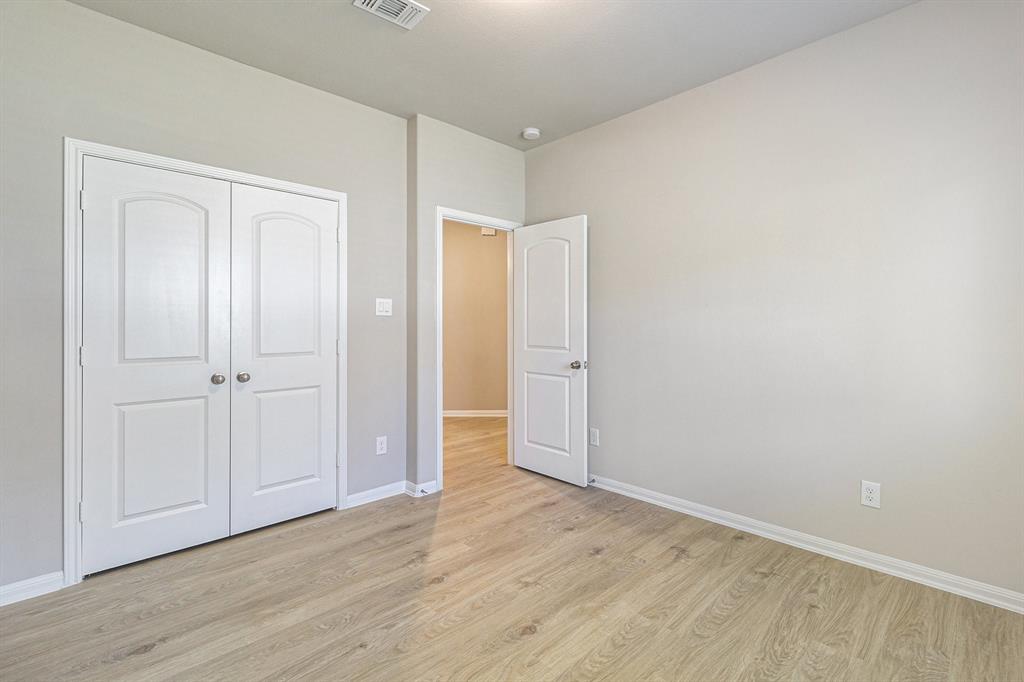 212 Forest Park Drive, West Columbia, Texas image 24