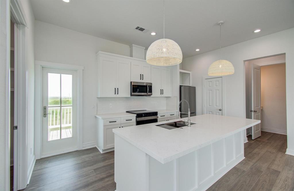 25814 Bay Breeze Drive, Galveston, Texas image 9