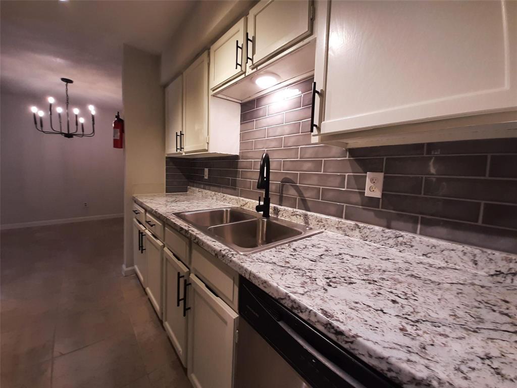 9700 Leawood Boulevard #1105, Houston, Texas image 14