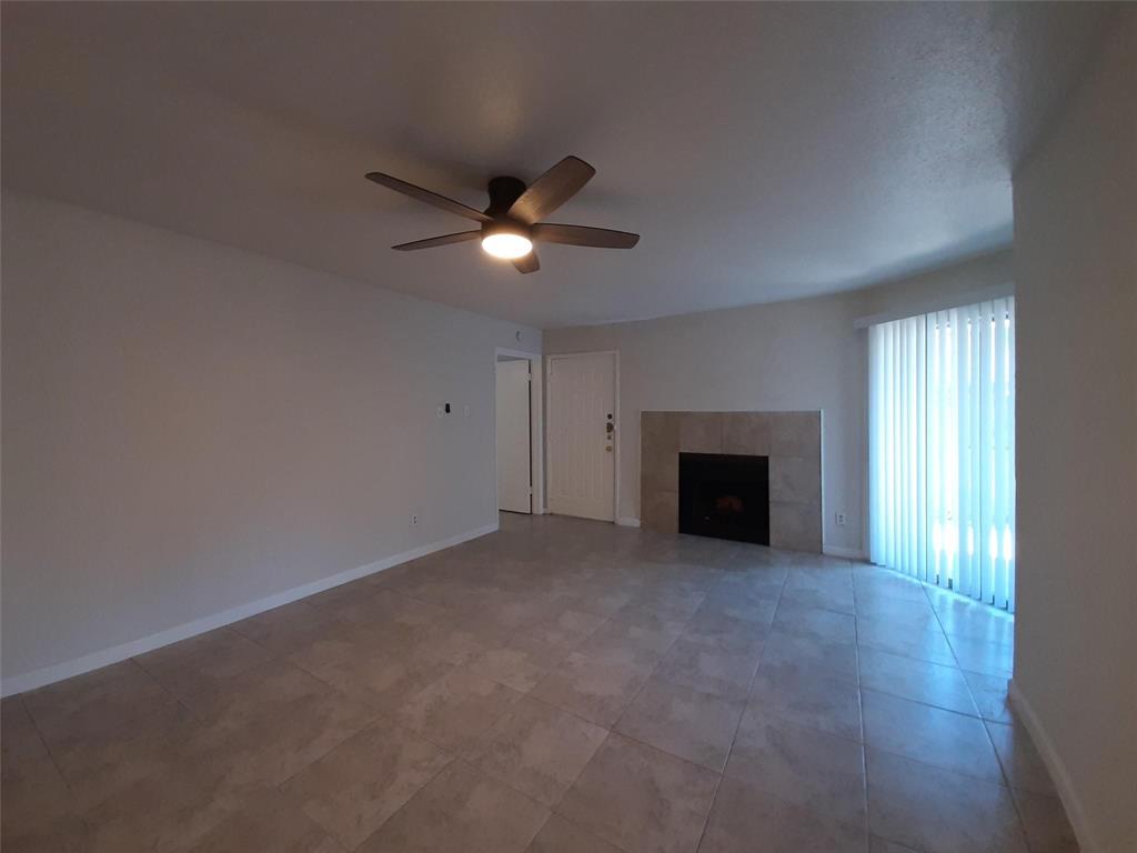 9700 Leawood Boulevard #1105, Houston, Texas image 3