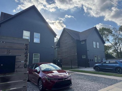 Photo of 3426 Tuam Street, Houston, TX 77004 (MLS # 83002310) Photo of 3426 Tuam Street, Houston, TX 77004 (MLS # 83002310)