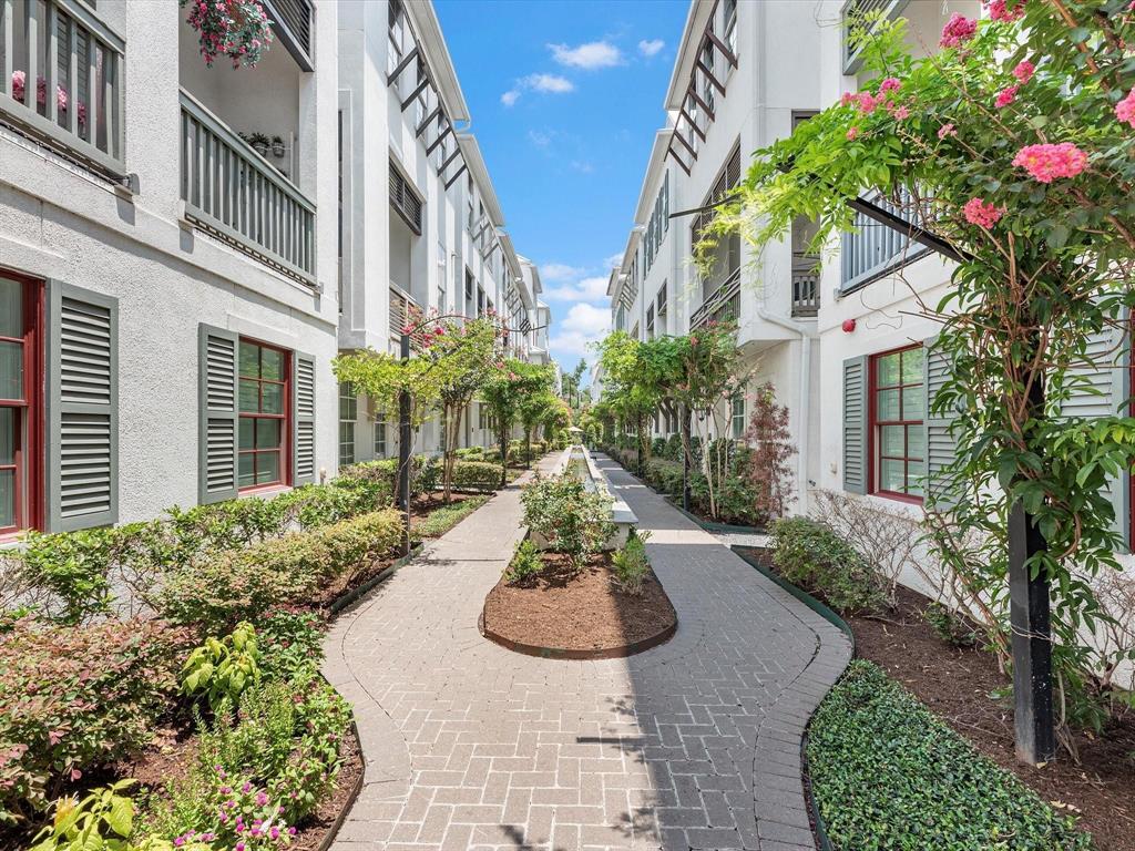 2734 Harvard Street, Houston, Texas image 32
