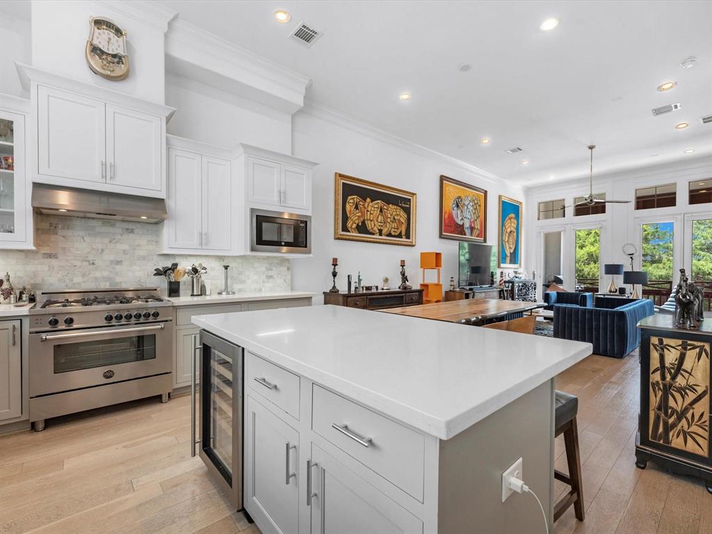 2734 Harvard Street, Houston, Texas image 3