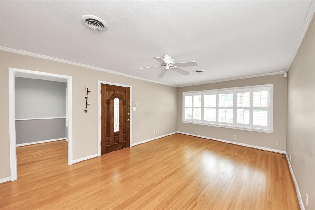 1831 Watercrest Drive, Houston, Texas image 11