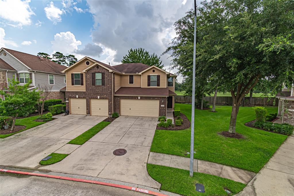 16008 Limestone Lake Drive