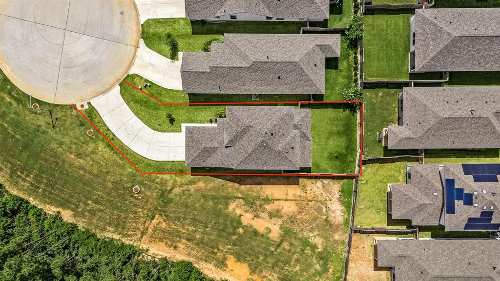 25595 Blossom Court