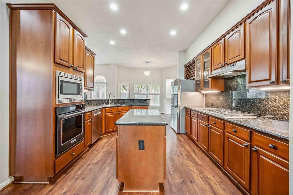 23822 Wellington Court Boulevard, Spring, Texas image 17