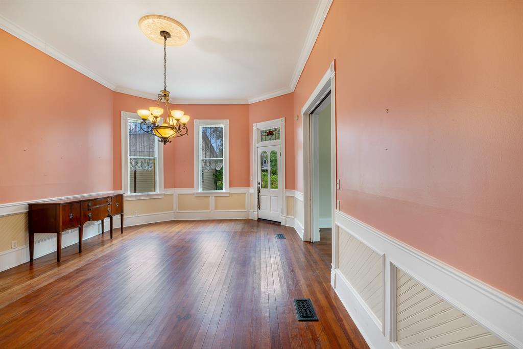 209 E Fannin Street, La Grange, Texas image 10