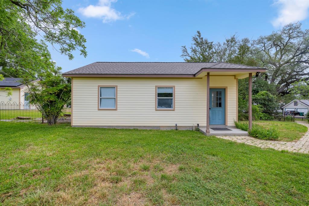 209 E Fannin Street, La Grange, Texas image 35