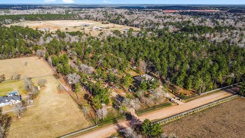 A home in Conroe