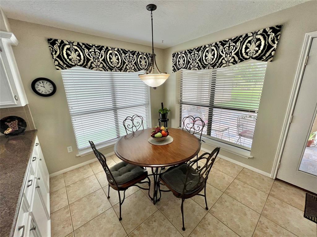 201 Westwood/county Road 614 Rd, Angleton, Texas image 10