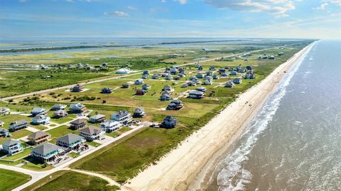 A home in Crystal Beach