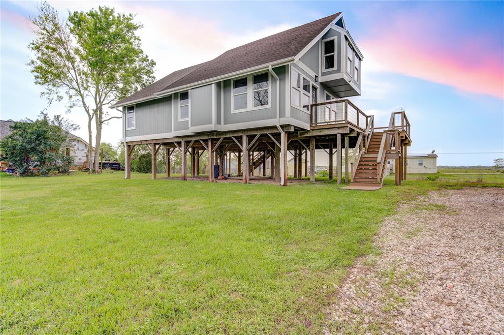 12827 Sandpiper Road, Angleton, Texas image 1