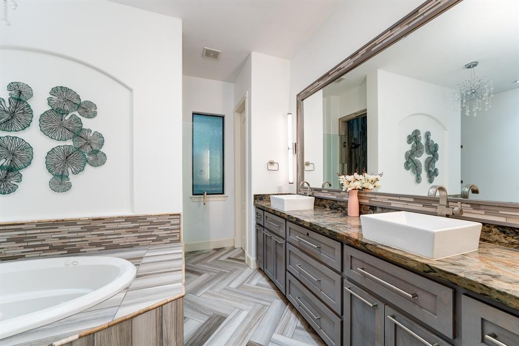 19210 S Frio River Circle, Cypress, Texas image 32
