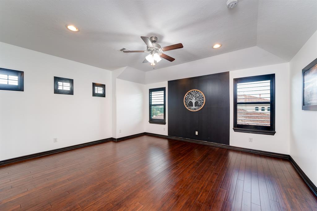 19210 S Frio River Circle, Cypress, Texas image 45