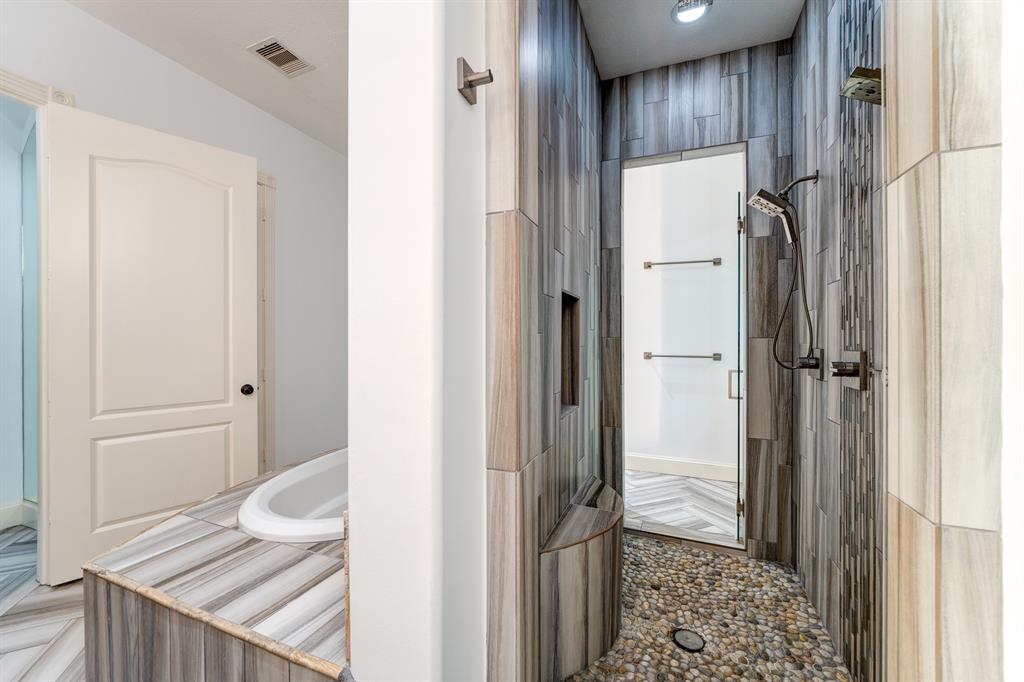 19210 S Frio River Circle, Cypress, Texas image 33