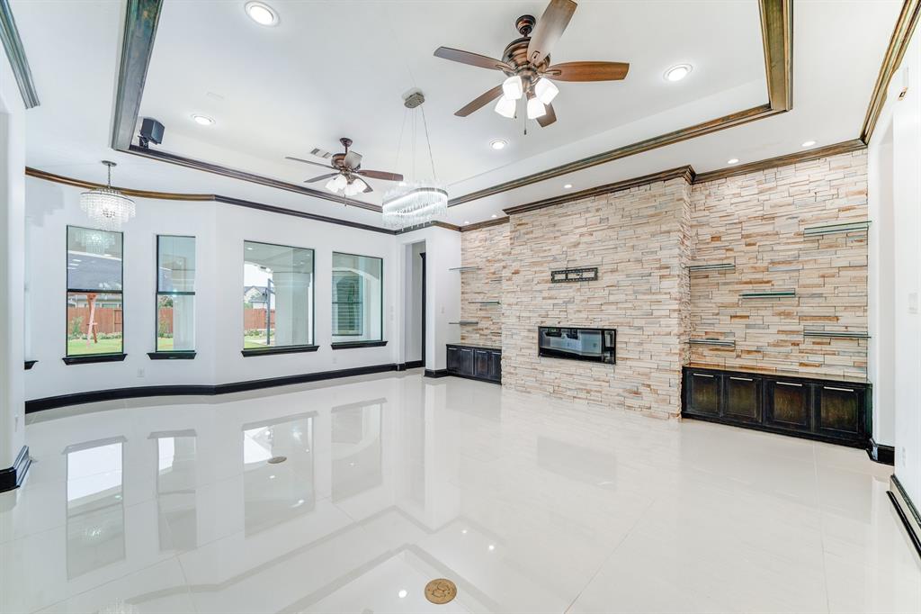 19210 S Frio River Circle, Cypress, Texas image 11