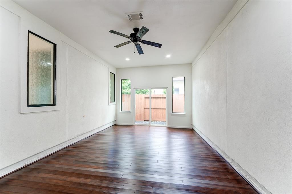 19210 S Frio River Circle, Cypress, Texas image 34