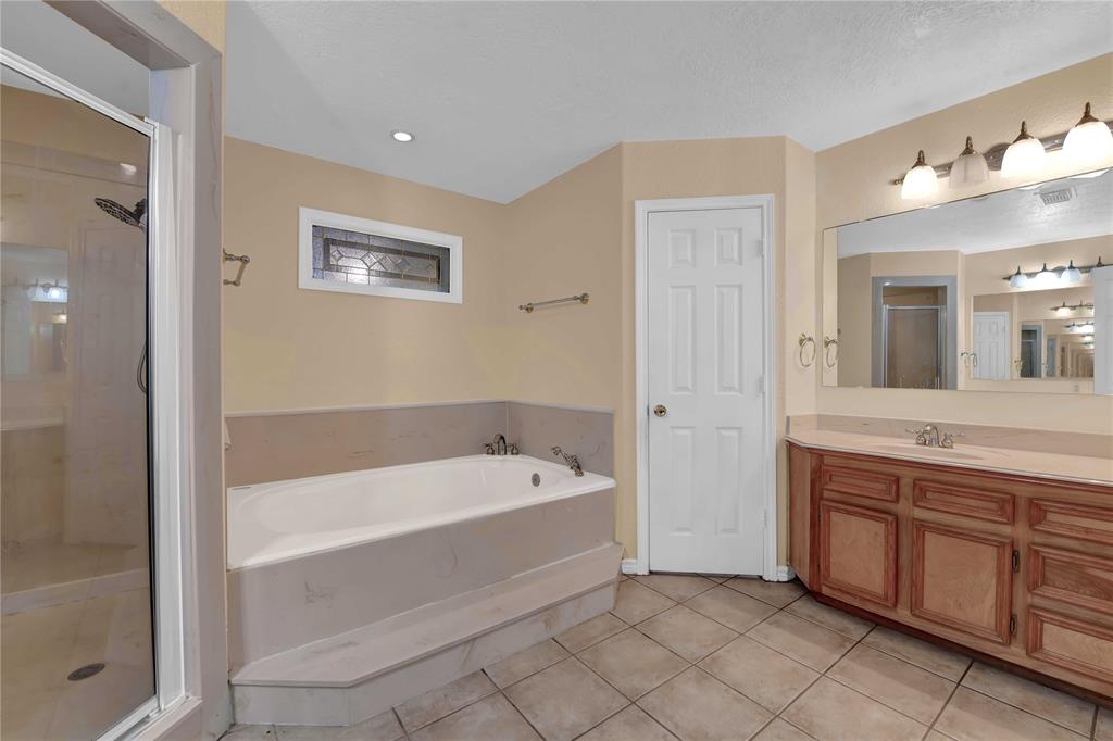 10802 4th 1/2 Street, Santa Fe, Texas image 22