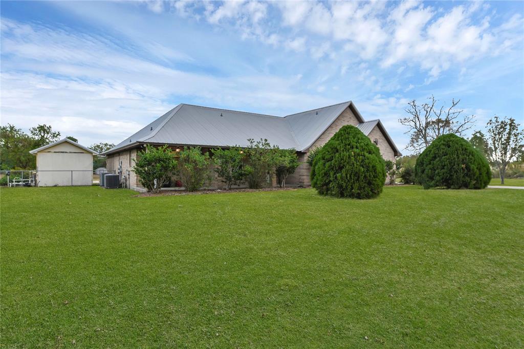 10802 4th 1/2 Street, Santa Fe, Texas image 4