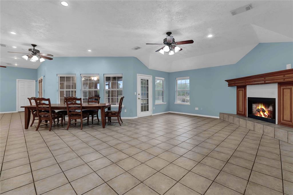 10802 4th 1/2 Street, Santa Fe, Texas image 11