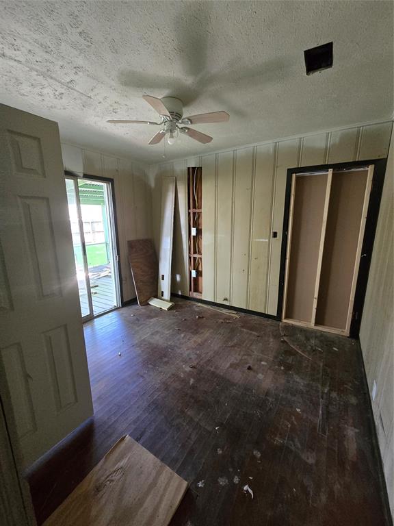 807 Pearl Avenue Ave, Baytown, Texas image 3