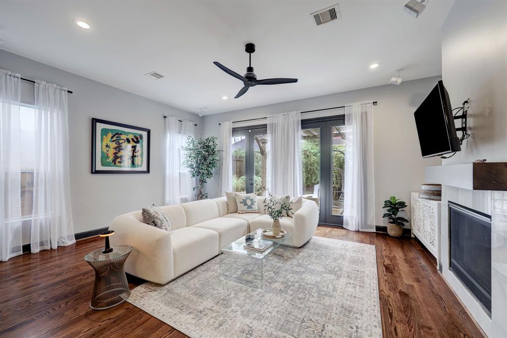 1540 Lawrence Street, Houston, Texas image 11