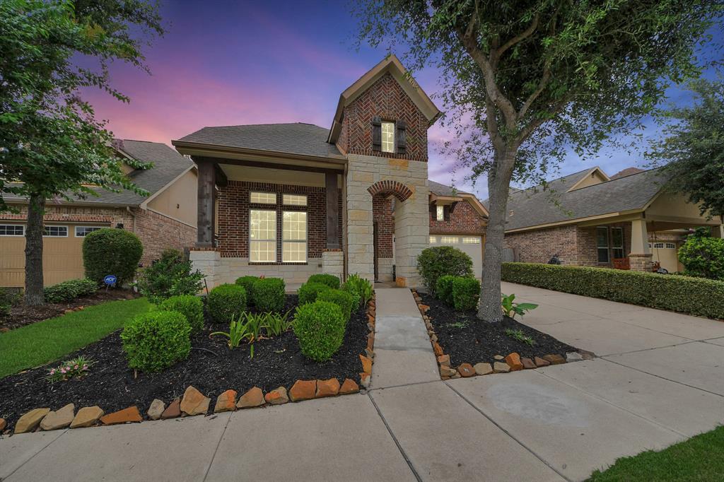 1118 Weldon Park Drive