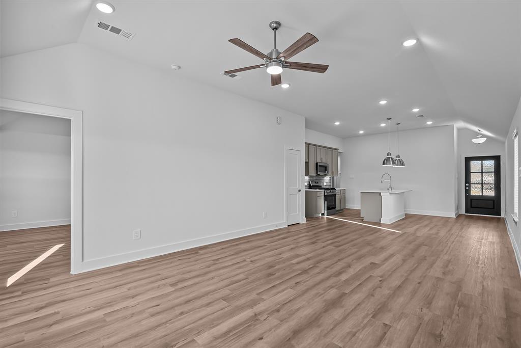 22338 Curly Maple Drive, New Caney, Texas image 8