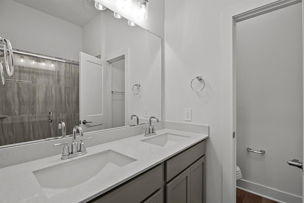 22338 Curly Maple Drive, New Caney, Texas image 3