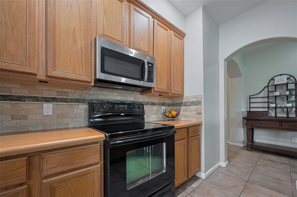 4910 Chase Wick Drive, Bacliff, Texas image 20