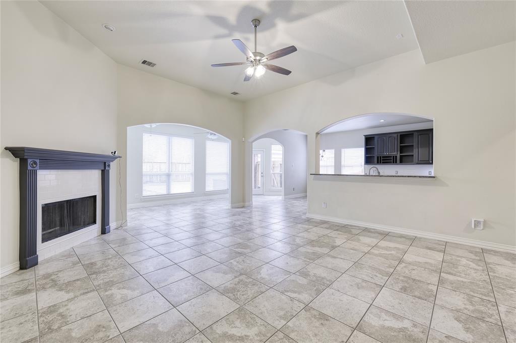 18042 Crescent Royale Way