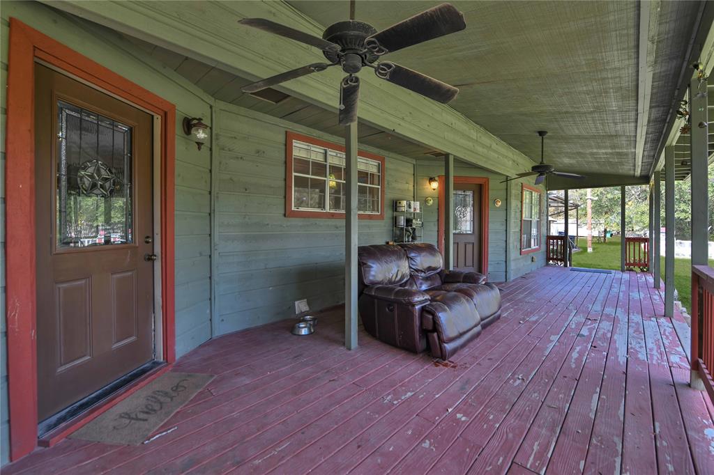 99 County Road 3371, Cleveland, Texas image 10