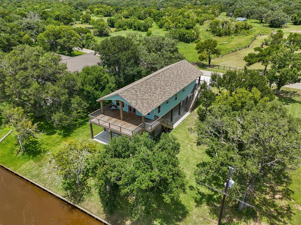 1822 County Road 297