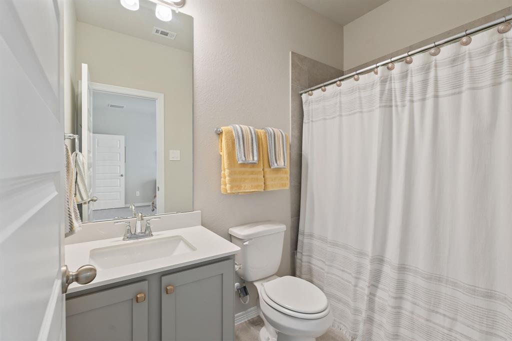 10267 Bayou Oaks Drive, Conroe, Texas image 30