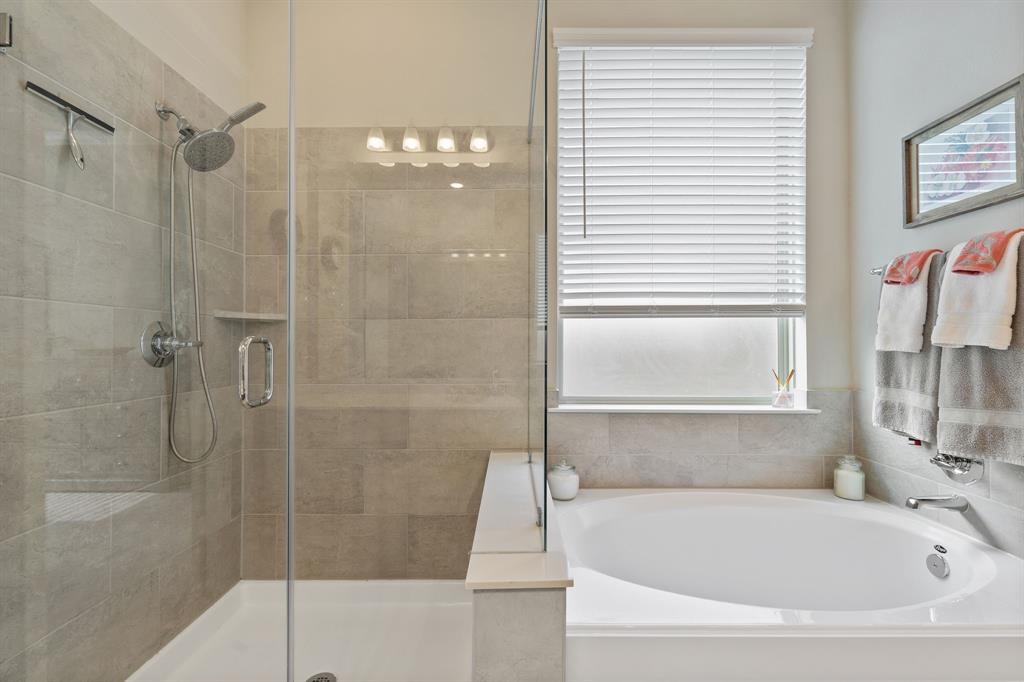 10267 Bayou Oaks Drive, Conroe, Texas image 22