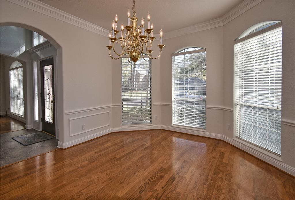2810 Whispering Fern Court, Kingwood, Texas image 24
