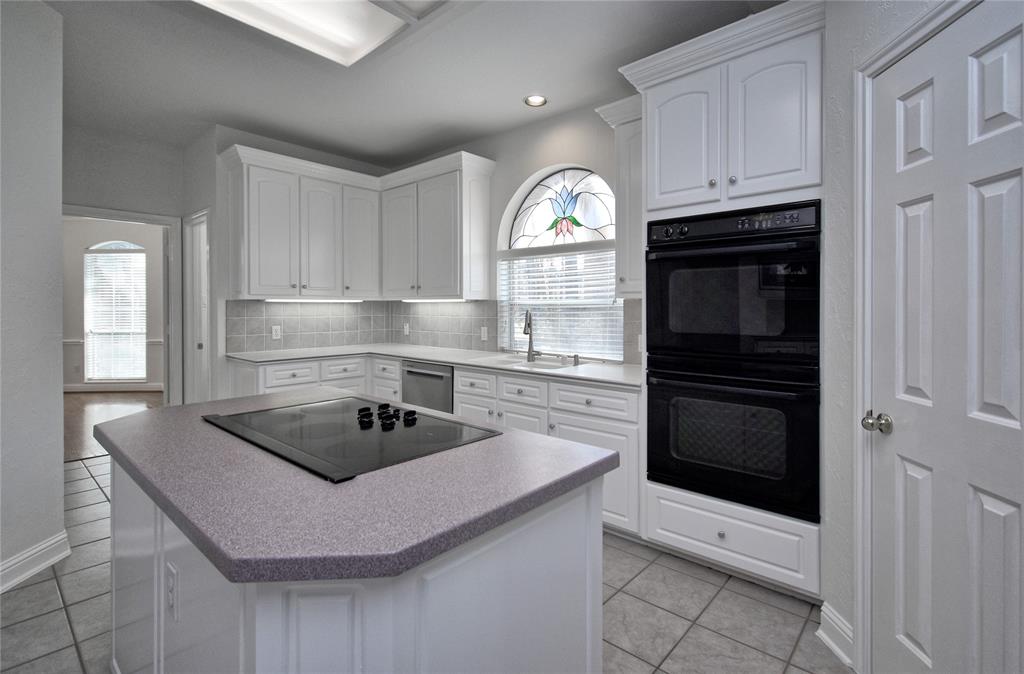 2810 Whispering Fern Court, Kingwood, Texas image 5