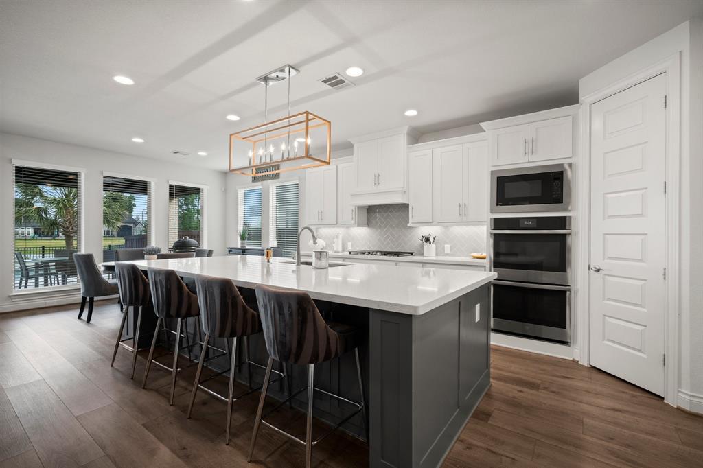 4516 Woodland Bend Court, Spring, Texas image 10