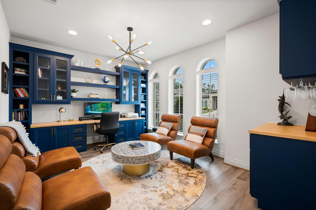 4516 Woodland Bend Court, Spring, Texas image 5