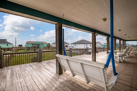 A home in Crystal Beach